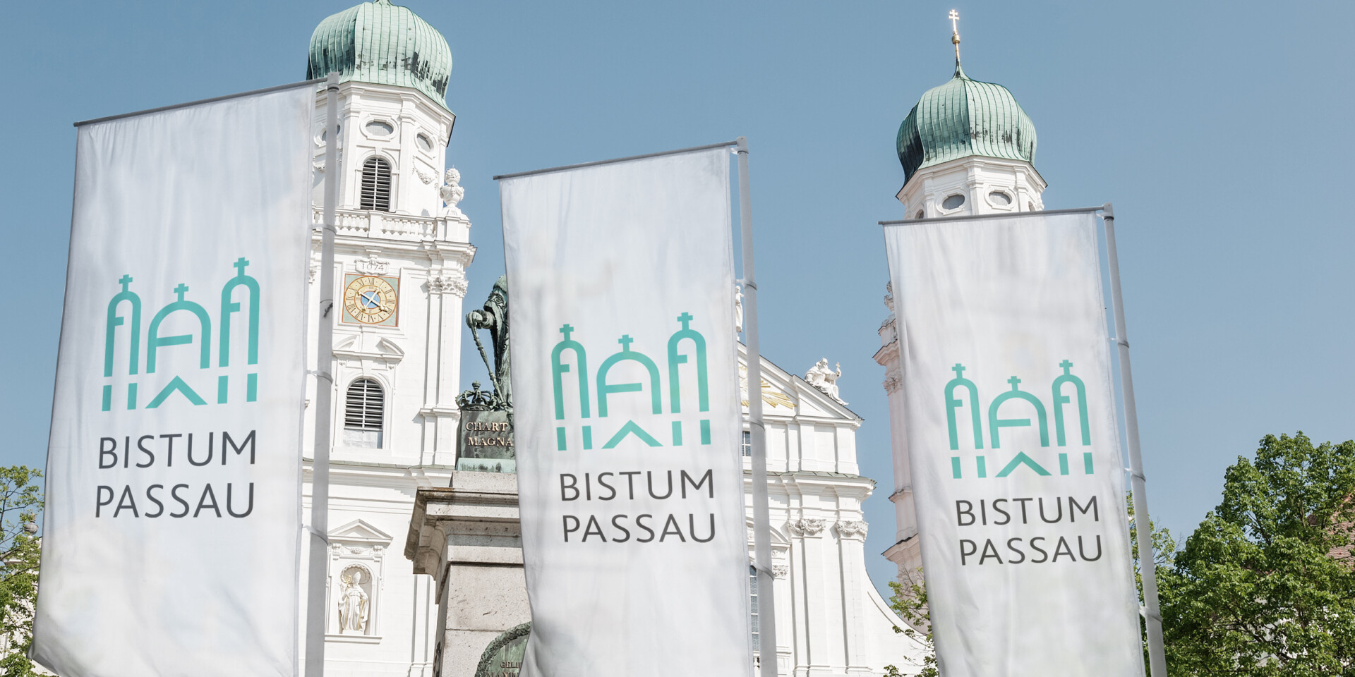 Bistum Passau Fahnen
