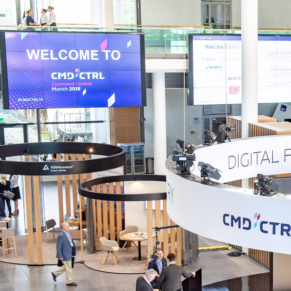 CMD CTRL Konzept Messestand